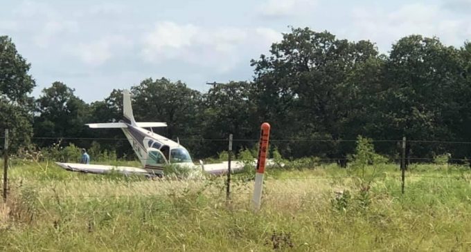 Plane Crashes in Mineral Wells