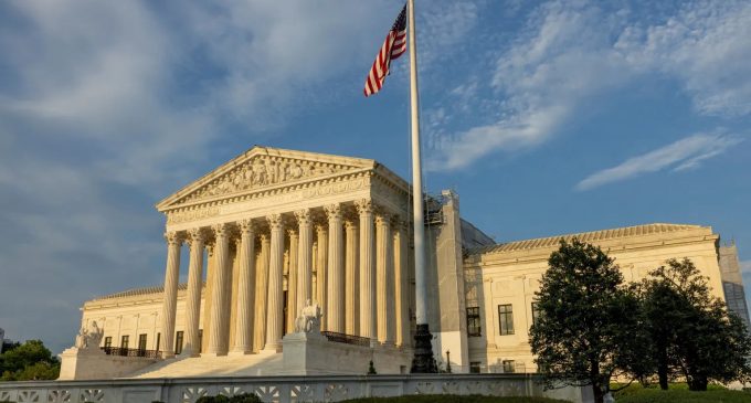 Supreme Court temporarily restores Texas’ new congressional map
